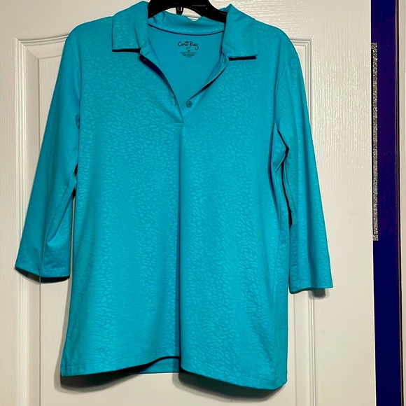 Coral Bay Tops - Teal Coral Bay women’s golf shirt size Medium with animal print design